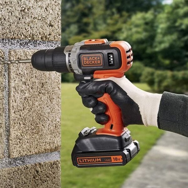 Black & Decker BCD003C1-QW Κρουστικό Δραπανοκατσάβιδο Μπαταρίας 18V 1x1.5Ah